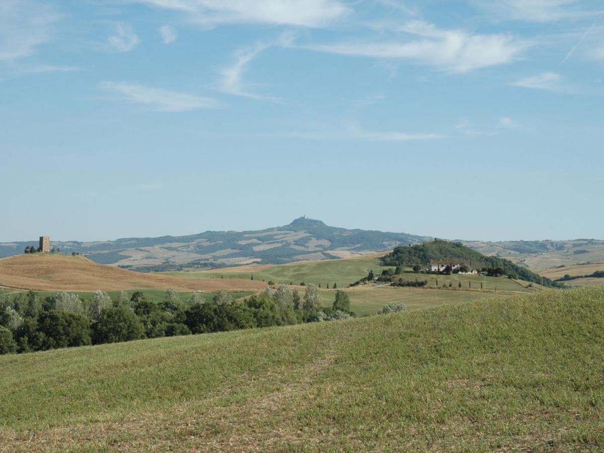 Spacious Farmhouse In Pienza With Swimming Pool Daire Contignano Dış mekan fotoğraf